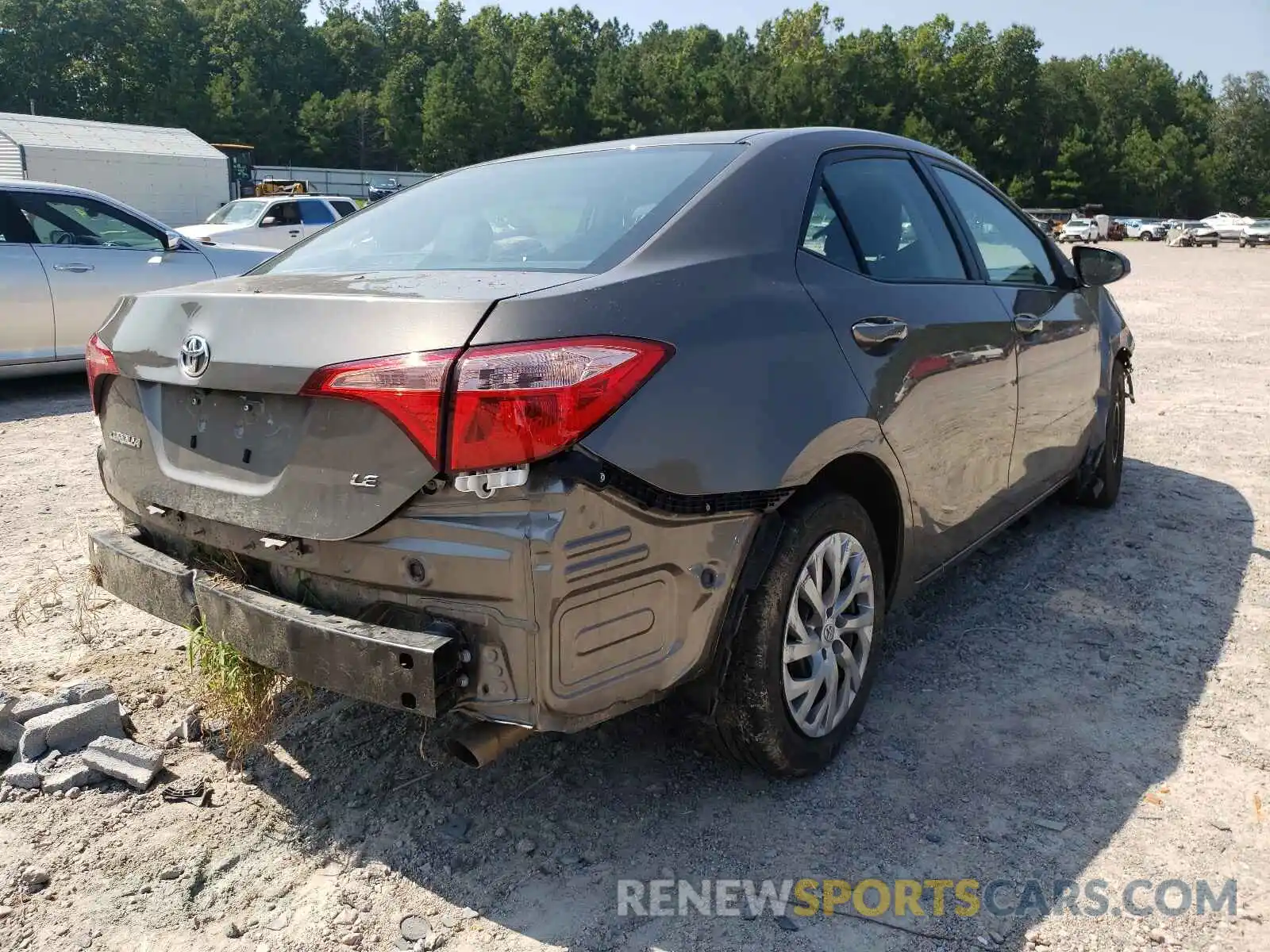 4 Photograph of a damaged car 2T1BURHE2KC219133 TOYOTA COROLLA 2019