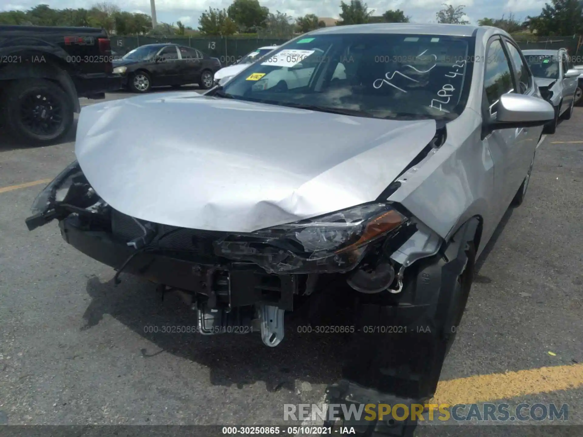 6 Photograph of a damaged car 2T1BURHE2KC219925 TOYOTA COROLLA 2019