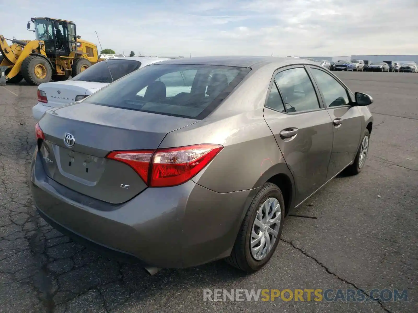 4 Photograph of a damaged car 2T1BURHE2KC219956 TOYOTA COROLLA 2019