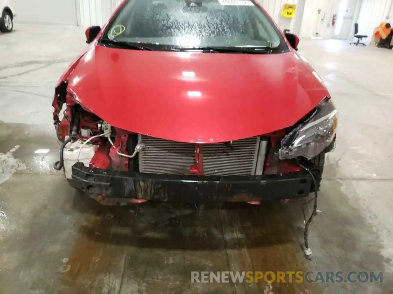 9 Photograph of a damaged car 2T1BURHE2KC220086 TOYOTA COROLLA 2019