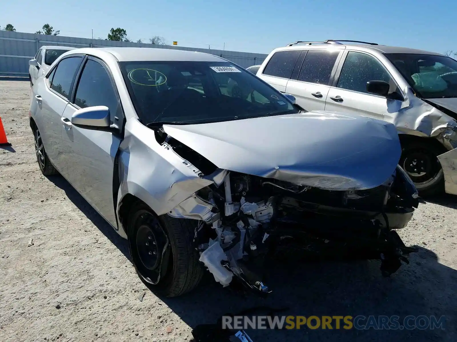 1 Photograph of a damaged car 2T1BURHE2KC220296 TOYOTA COROLLA 2019