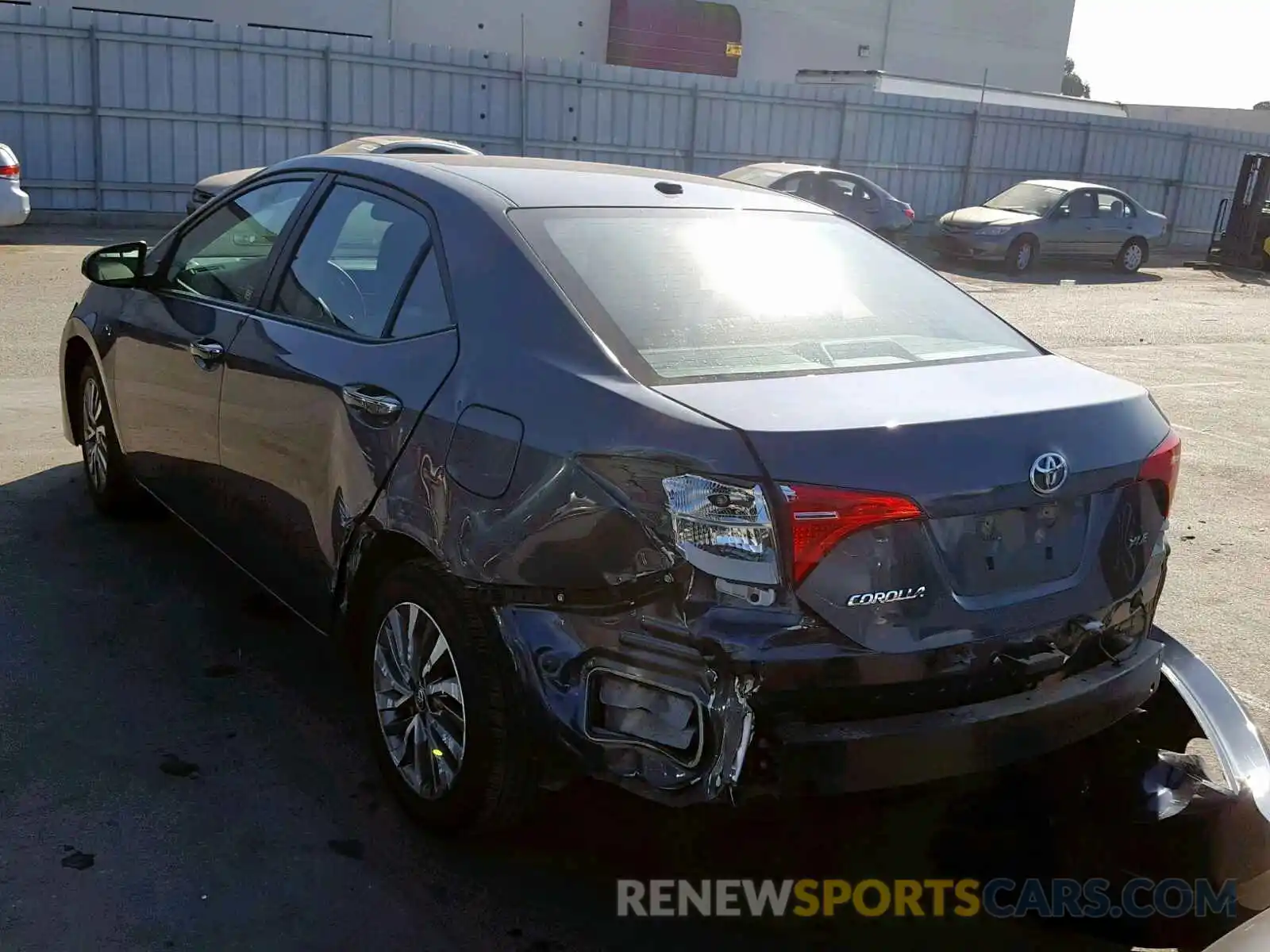 3 Photograph of a damaged car 2T1BURHE2KC220539 TOYOTA COROLLA 2019