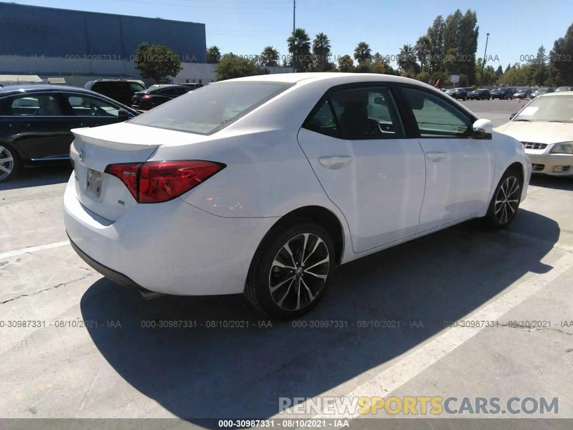 4 Photograph of a damaged car 2T1BURHE2KC221688 TOYOTA COROLLA 2019