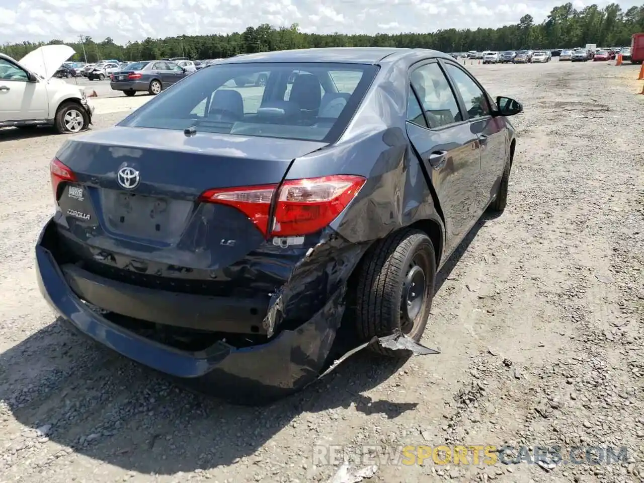 4 Photograph of a damaged car 2T1BURHE2KC222081 TOYOTA COROLLA 2019