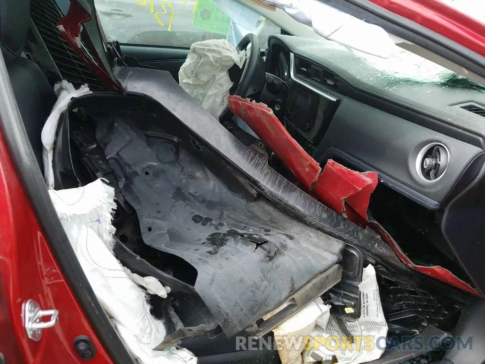 5 Photograph of a damaged car 2T1BURHE2KC222114 TOYOTA COROLLA 2019
