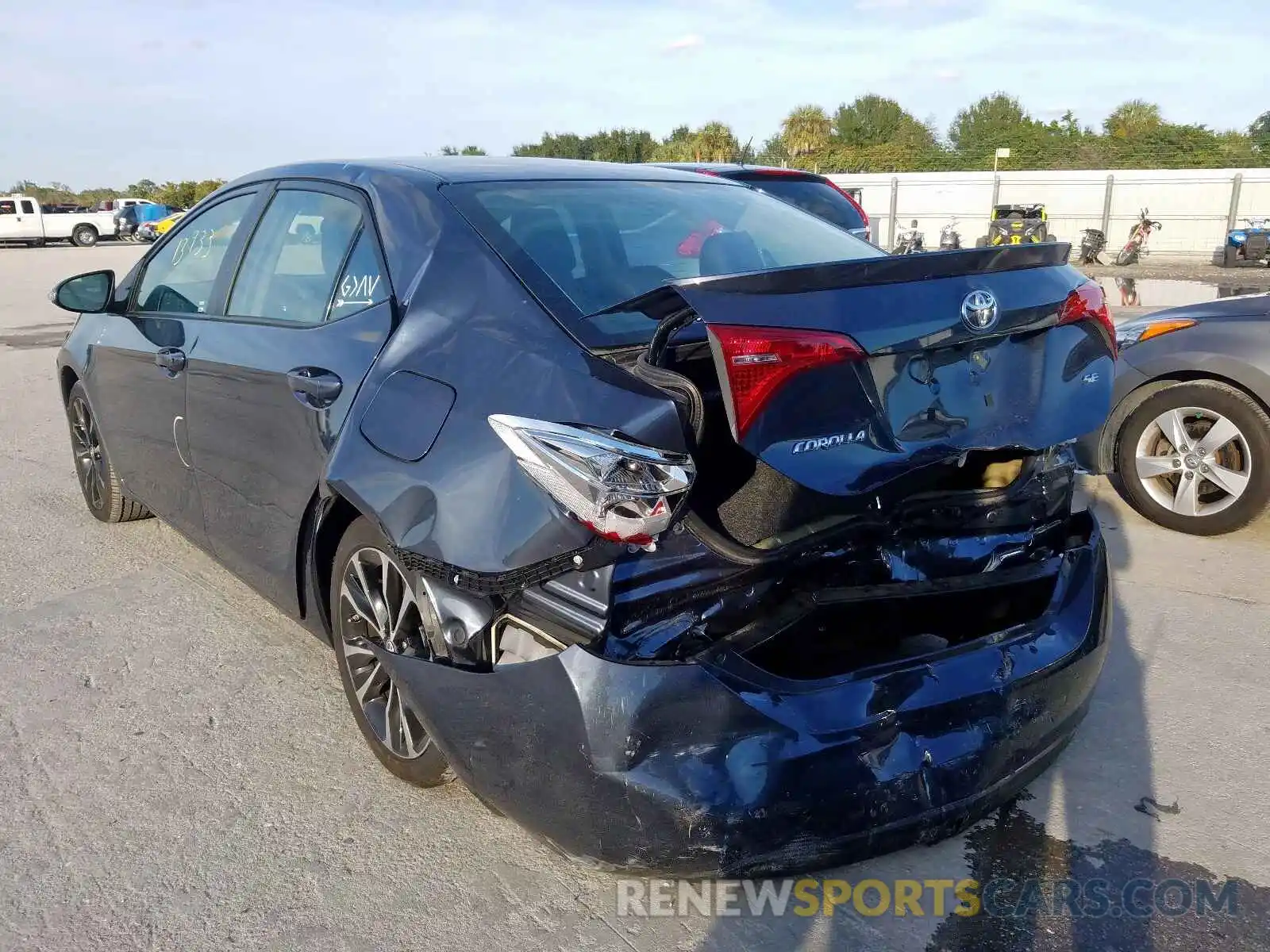 3 Photograph of a damaged car 2T1BURHE2KC223215 TOYOTA COROLLA 2019