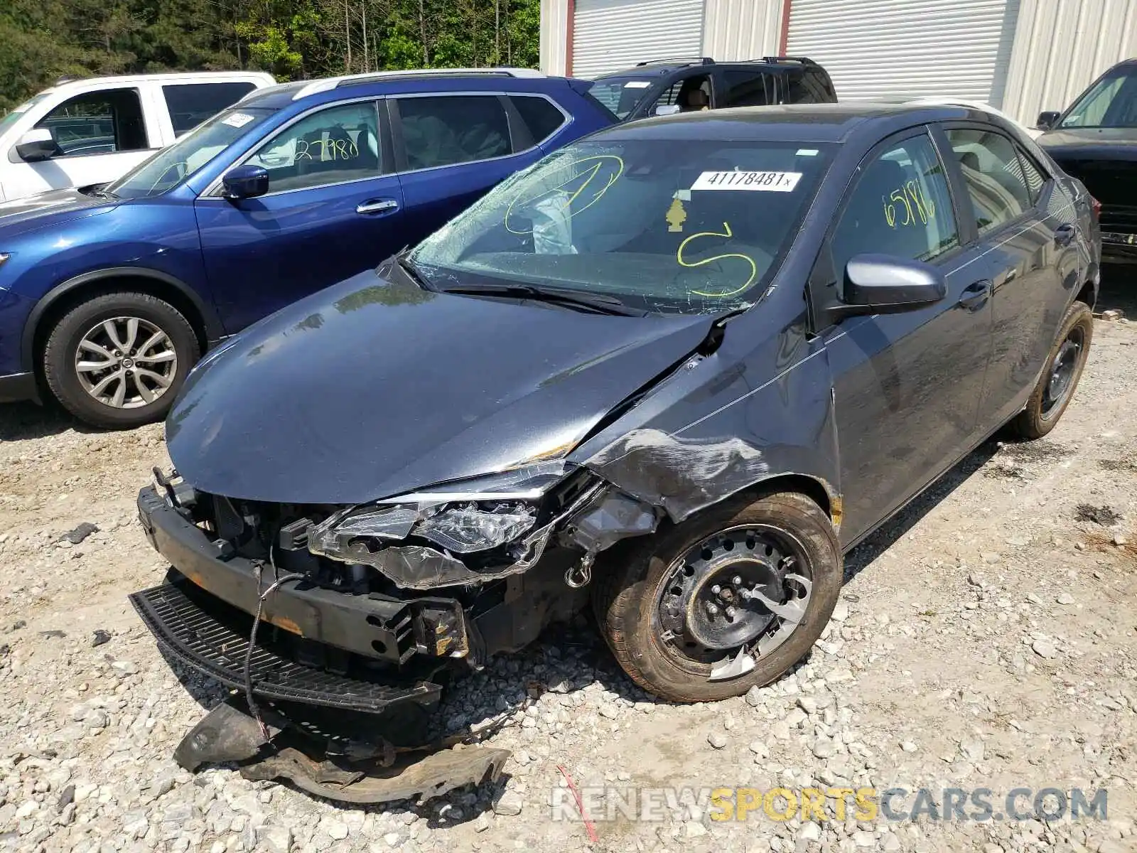 2 Photograph of a damaged car 2T1BURHE2KC223666 TOYOTA COROLLA 2019