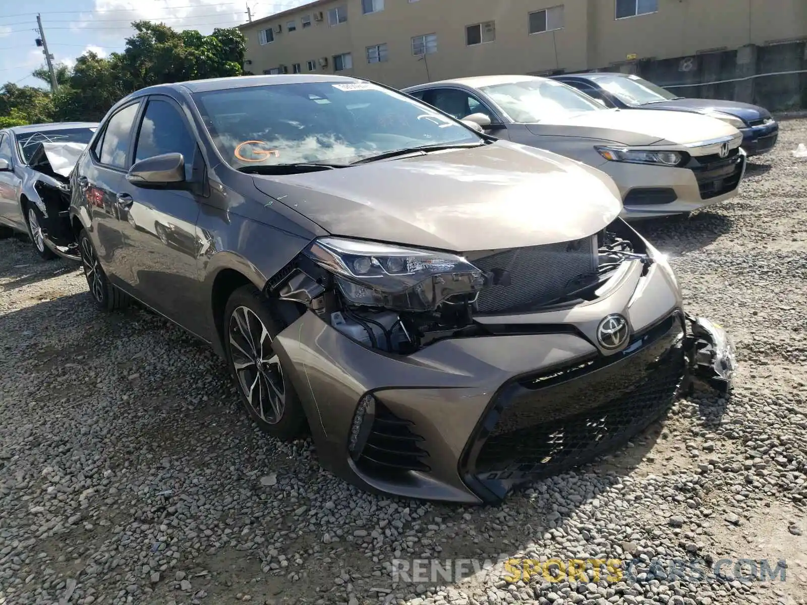 1 Photograph of a damaged car 2T1BURHE2KC224106 TOYOTA COROLLA 2019