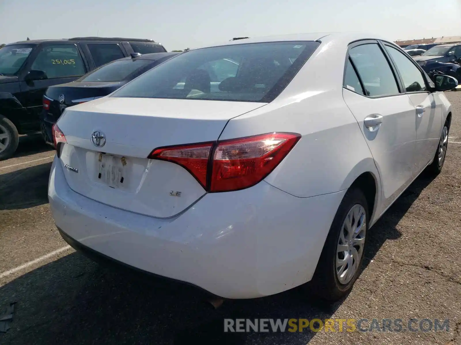 4 Photograph of a damaged car 2T1BURHE2KC224459 TOYOTA COROLLA 2019