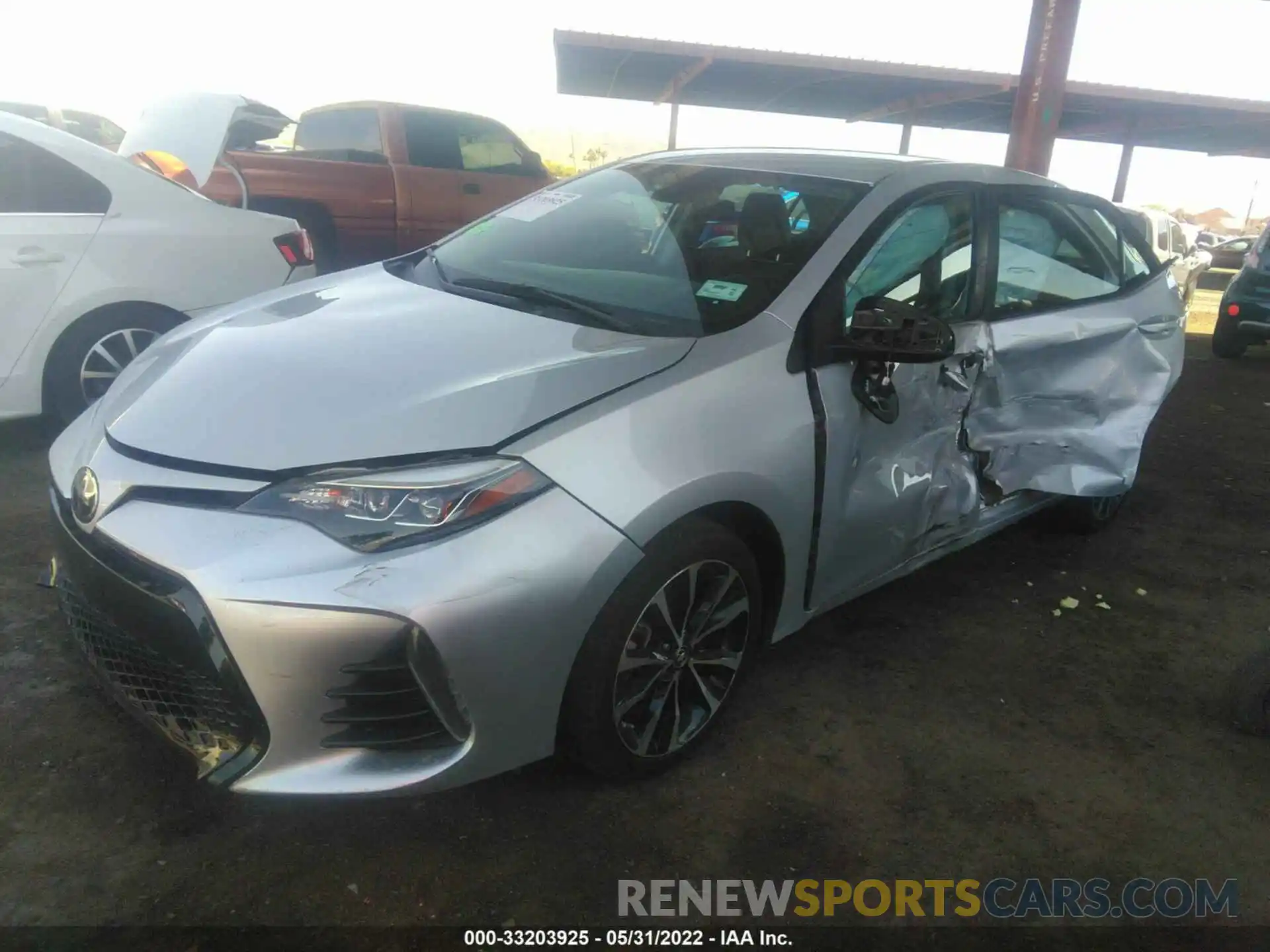 2 Photograph of a damaged car 2T1BURHE2KC224641 TOYOTA COROLLA 2019