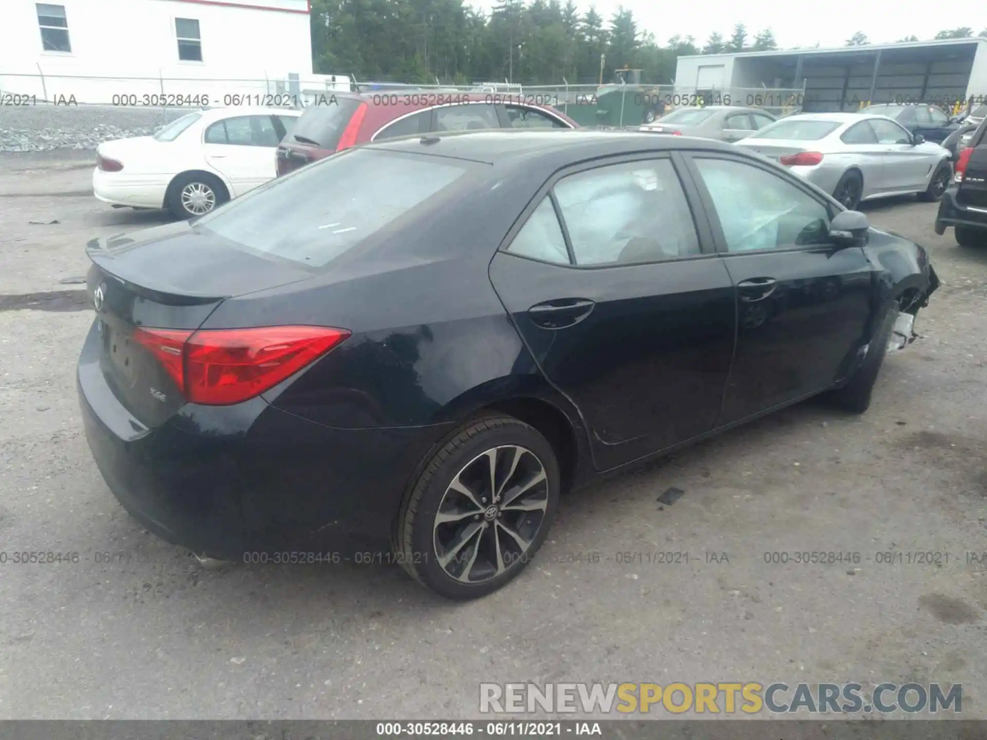 4 Photograph of a damaged car 2T1BURHE2KC225062 TOYOTA COROLLA 2019