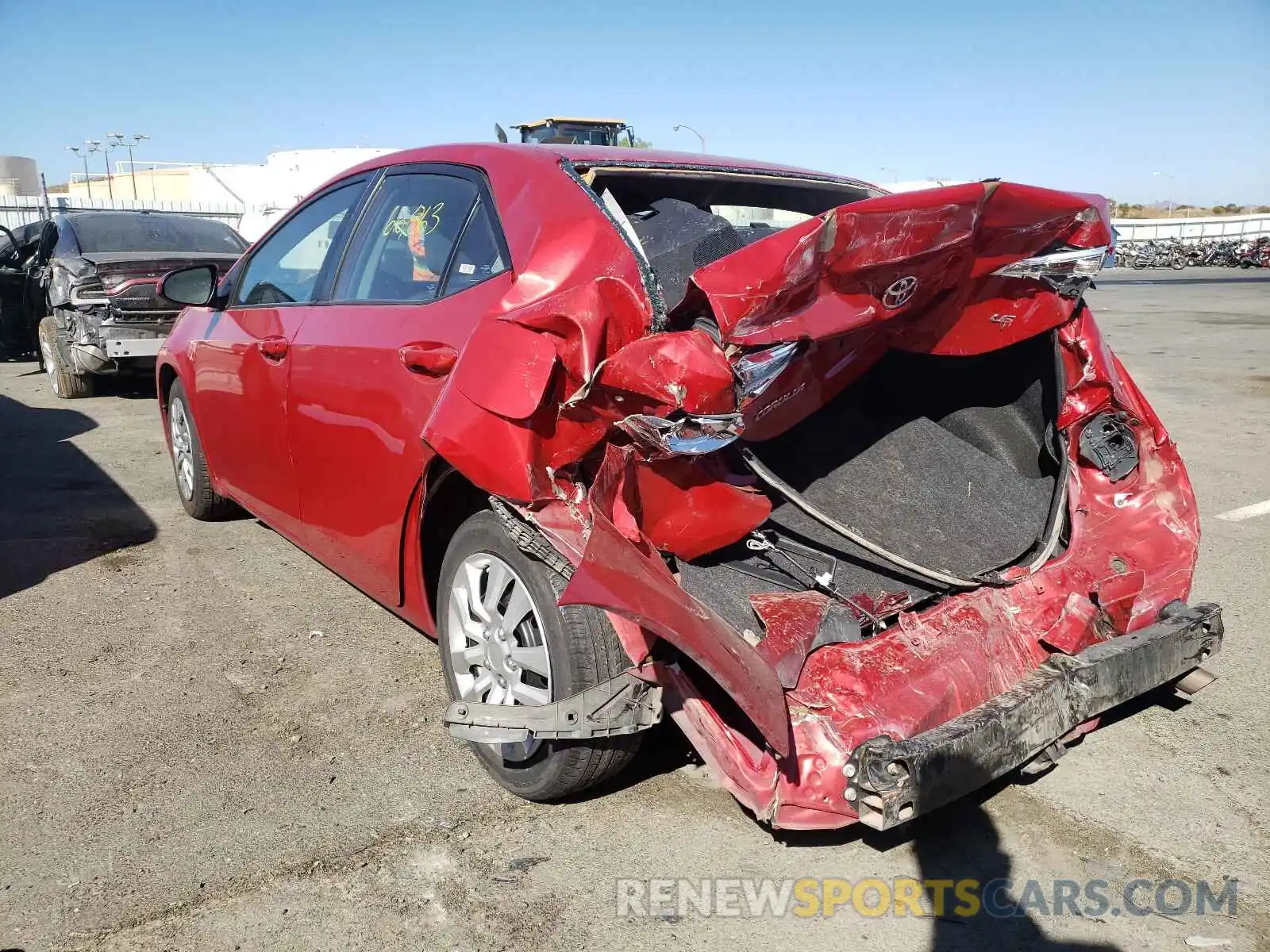 3 Photograph of a damaged car 2T1BURHE2KC225255 TOYOTA COROLLA 2019