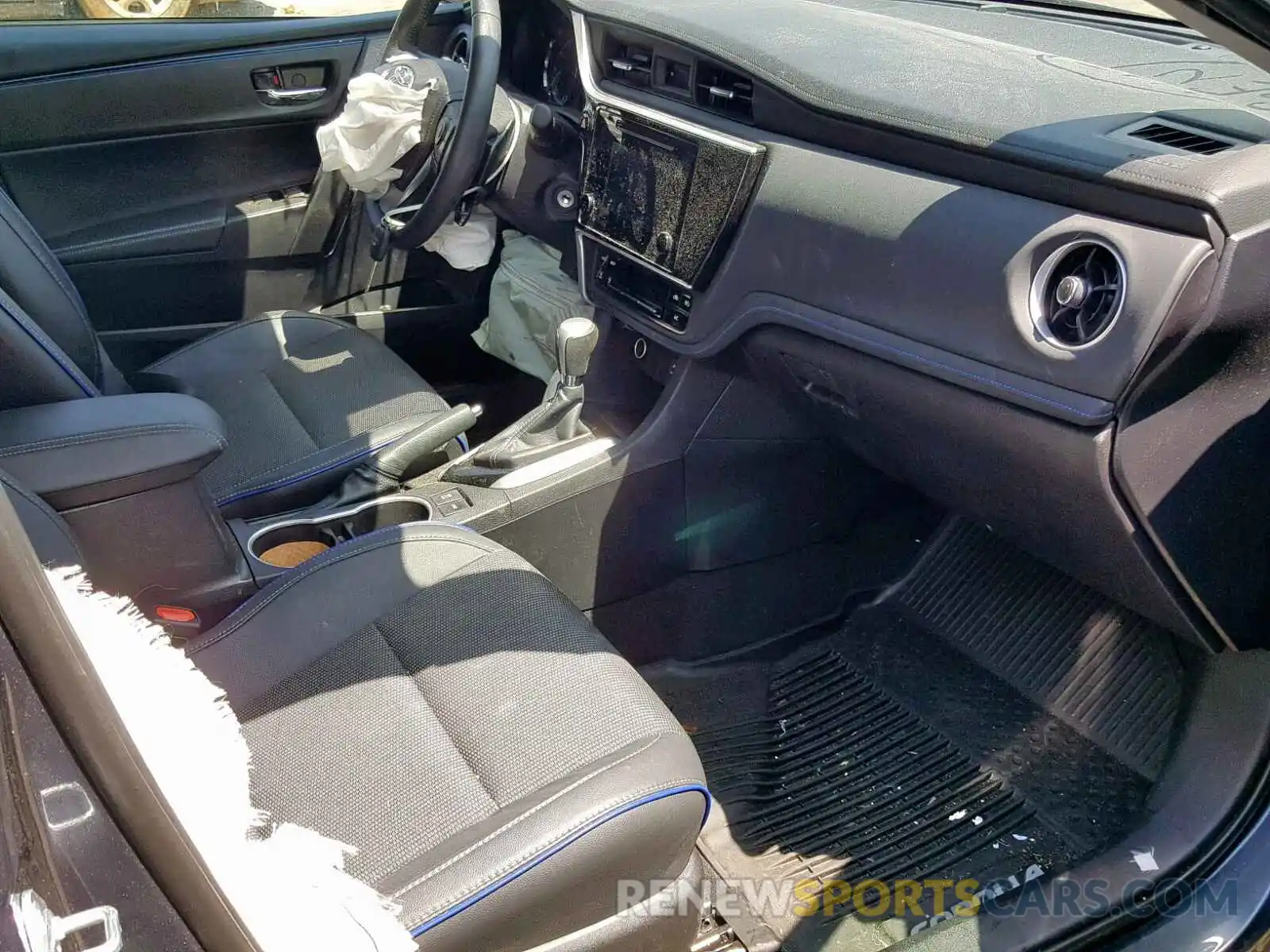 5 Photograph of a damaged car 2T1BURHE2KC225787 TOYOTA COROLLA 2019