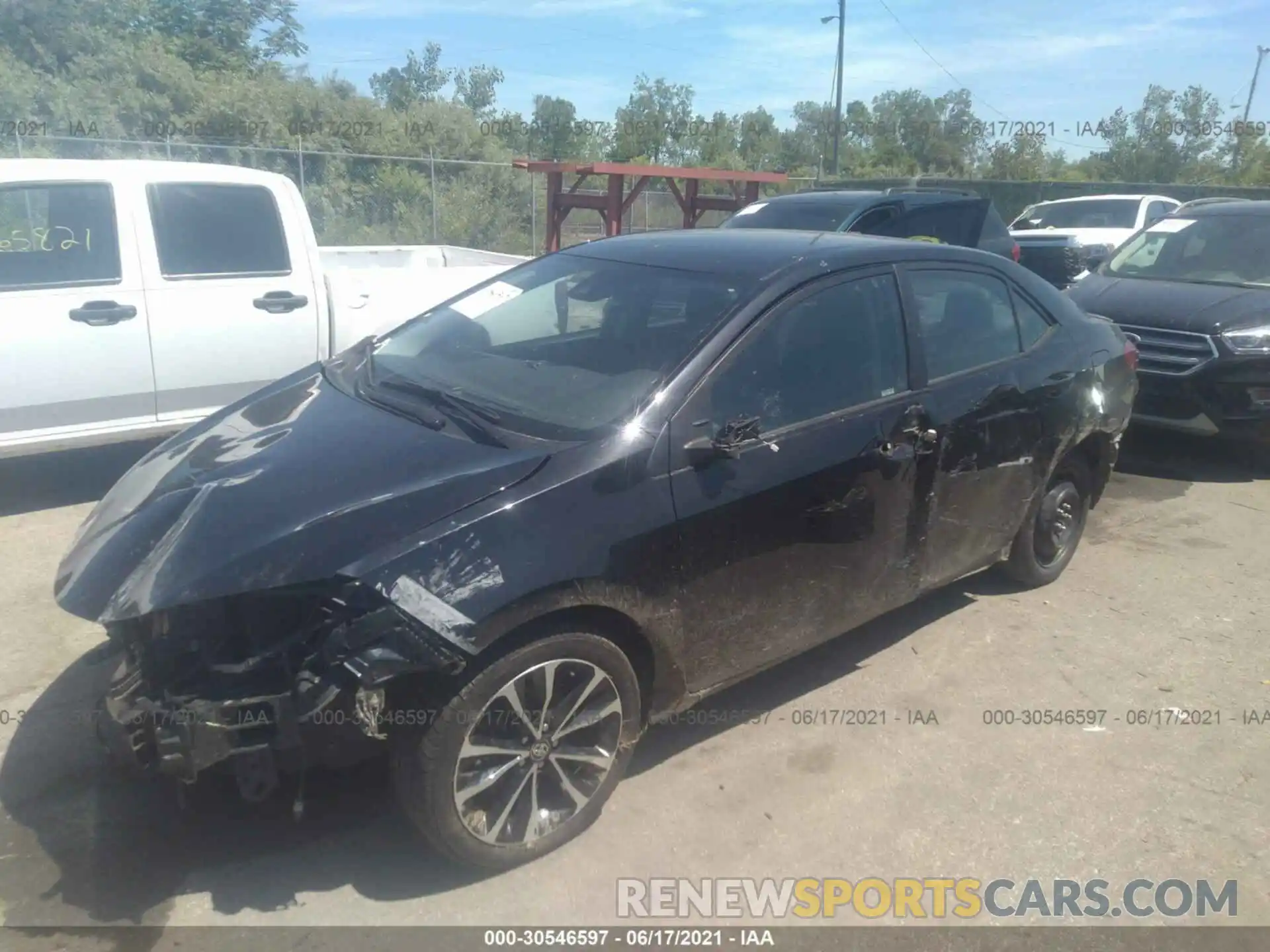 2 Photograph of a damaged car 2T1BURHE2KC225806 TOYOTA COROLLA 2019