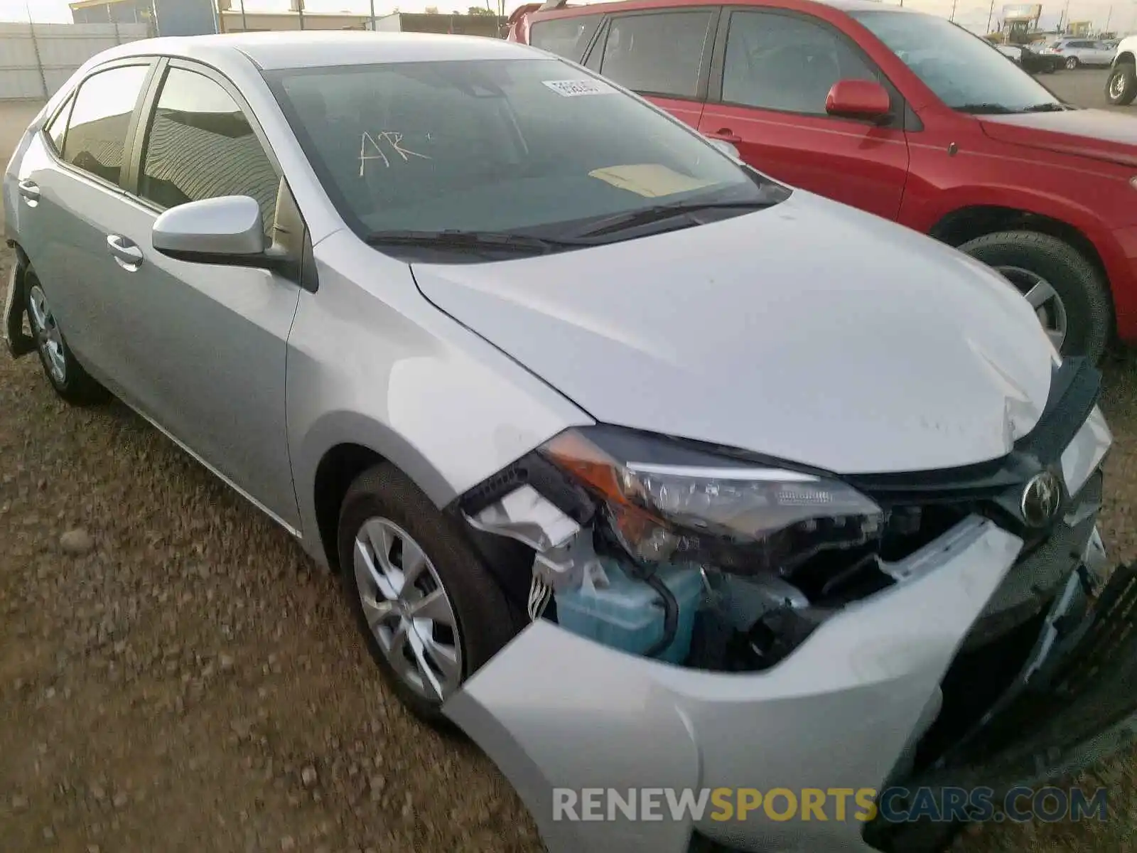 1 Photograph of a damaged car 2T1BURHE2KC225868 TOYOTA COROLLA 2019