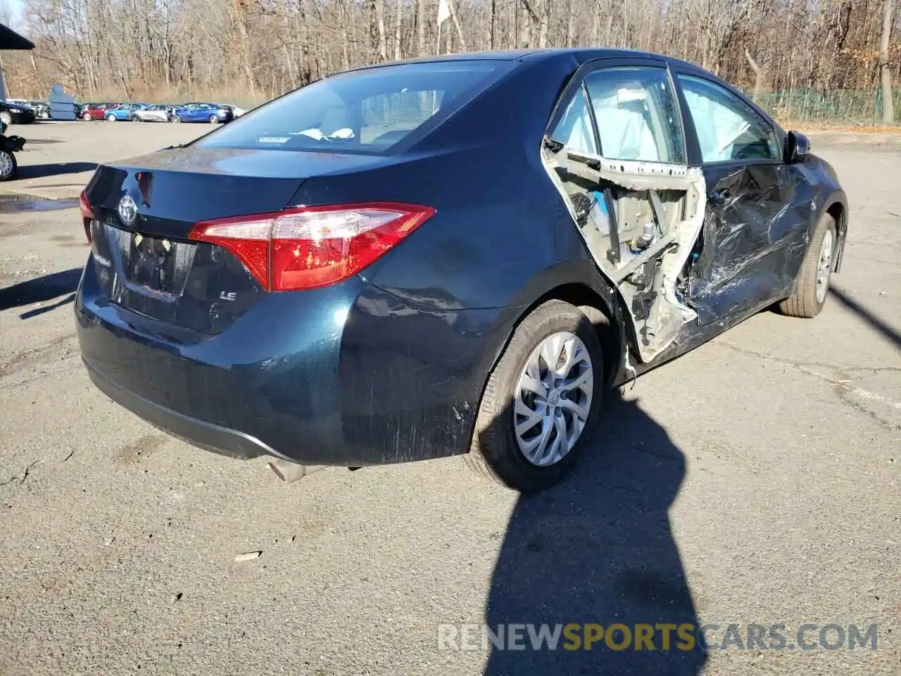 4 Photograph of a damaged car 2T1BURHE2KC225983 TOYOTA COROLLA 2019