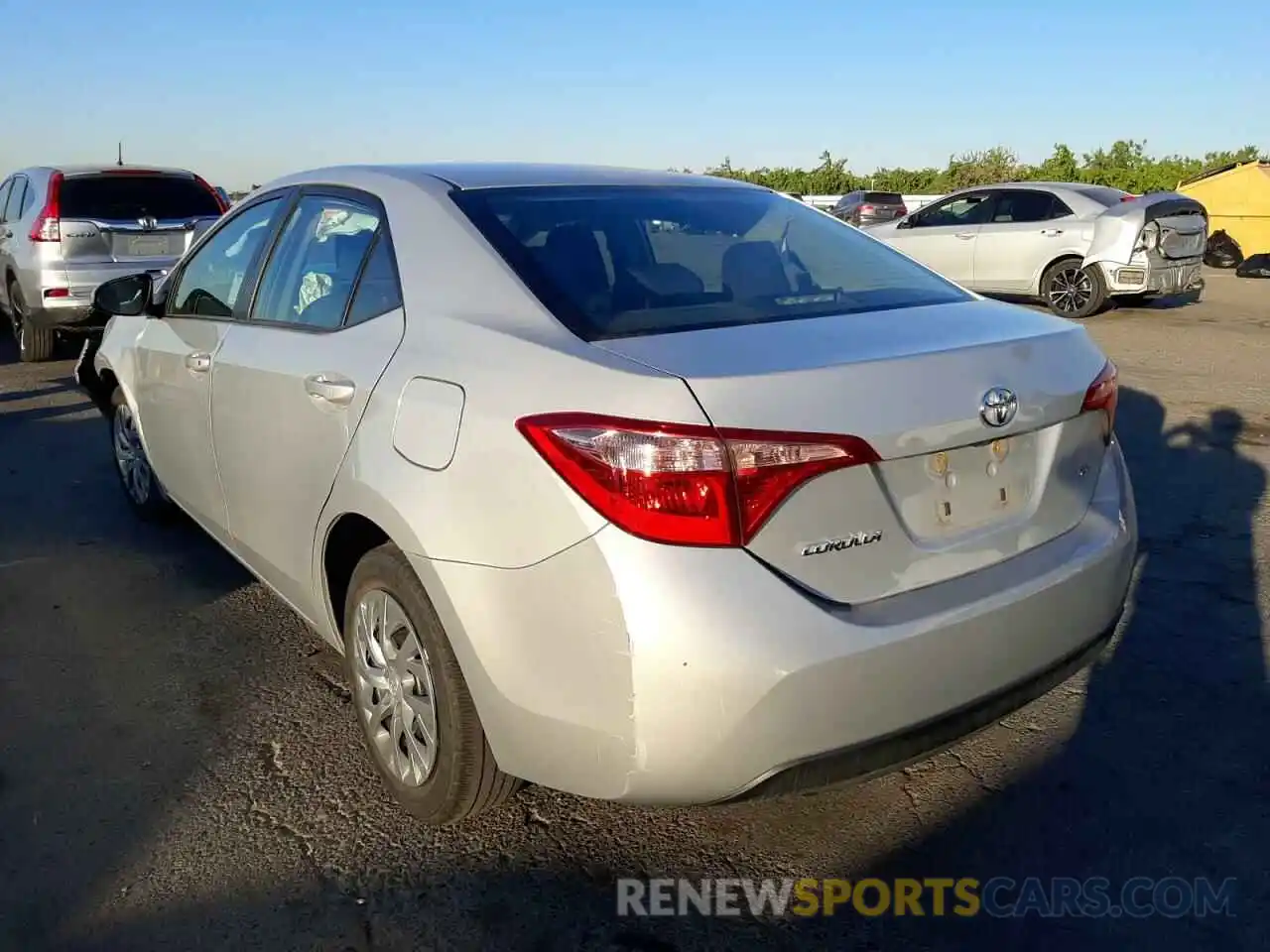 3 Photograph of a damaged car 2T1BURHE2KC226728 TOYOTA COROLLA 2019