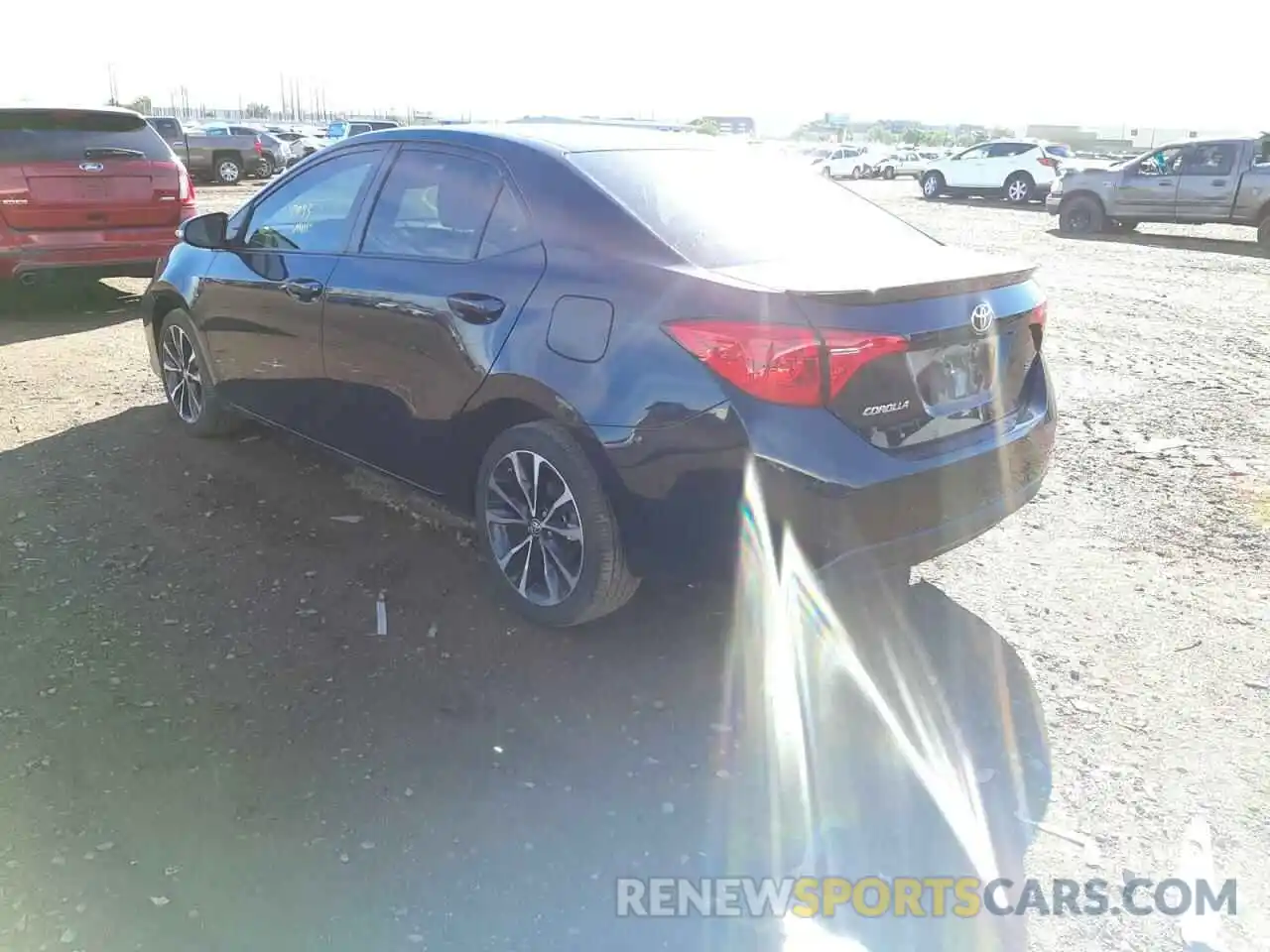 3 Photograph of a damaged car 2T1BURHE2KC226843 TOYOTA COROLLA 2019