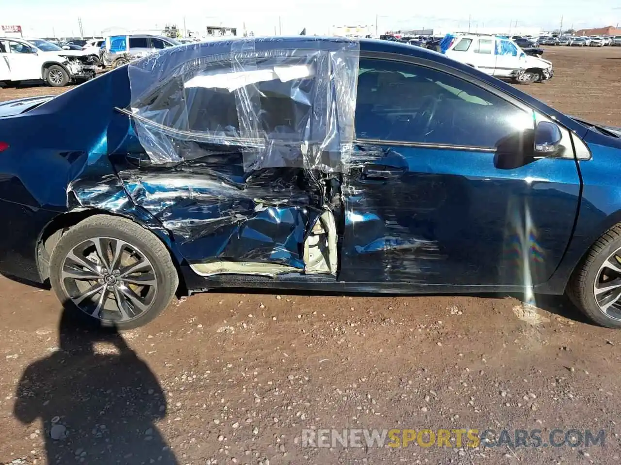 9 Photograph of a damaged car 2T1BURHE2KC226843 TOYOTA COROLLA 2019