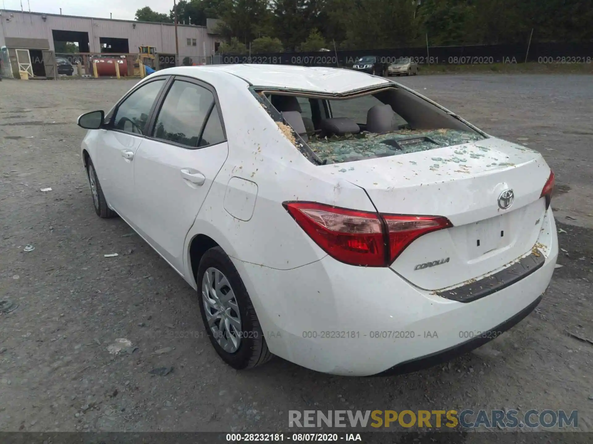 3 Photograph of a damaged car 2T1BURHE2KC227040 TOYOTA COROLLA 2019