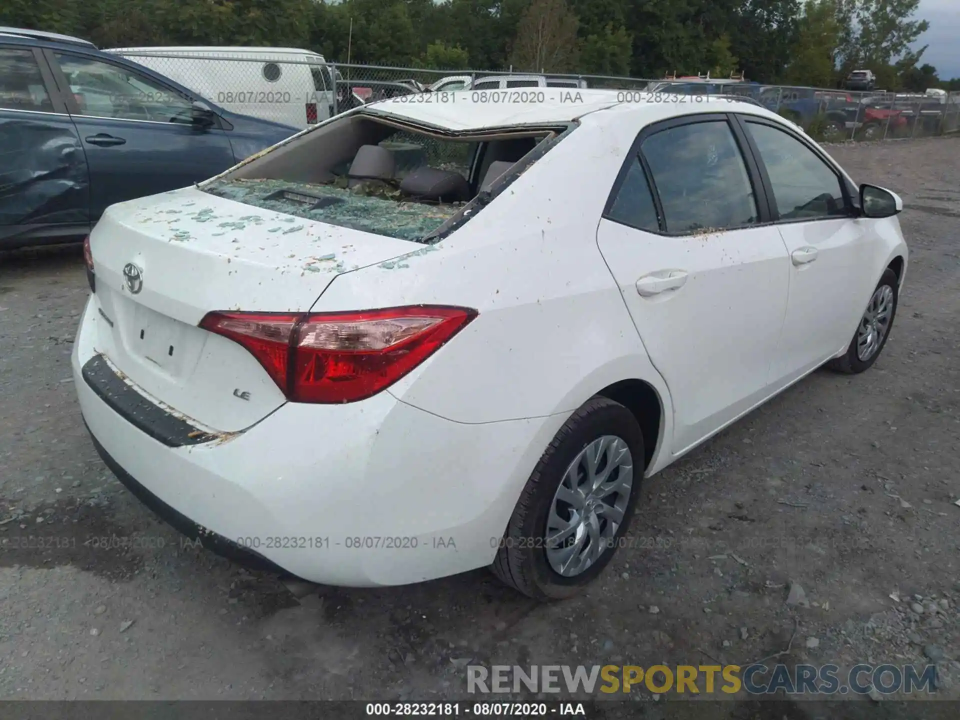 4 Photograph of a damaged car 2T1BURHE2KC227040 TOYOTA COROLLA 2019