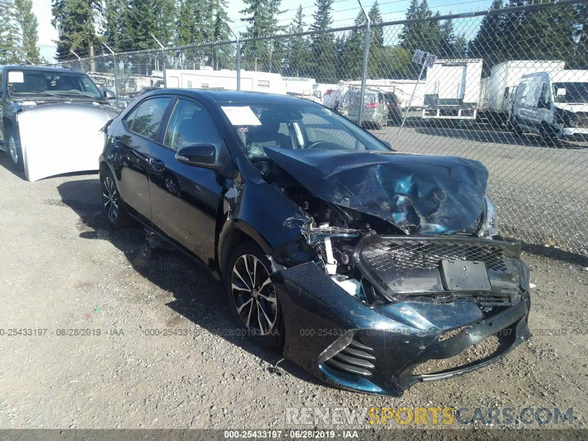 1 Photograph of a damaged car 2T1BURHE2KC228818 TOYOTA COROLLA 2019