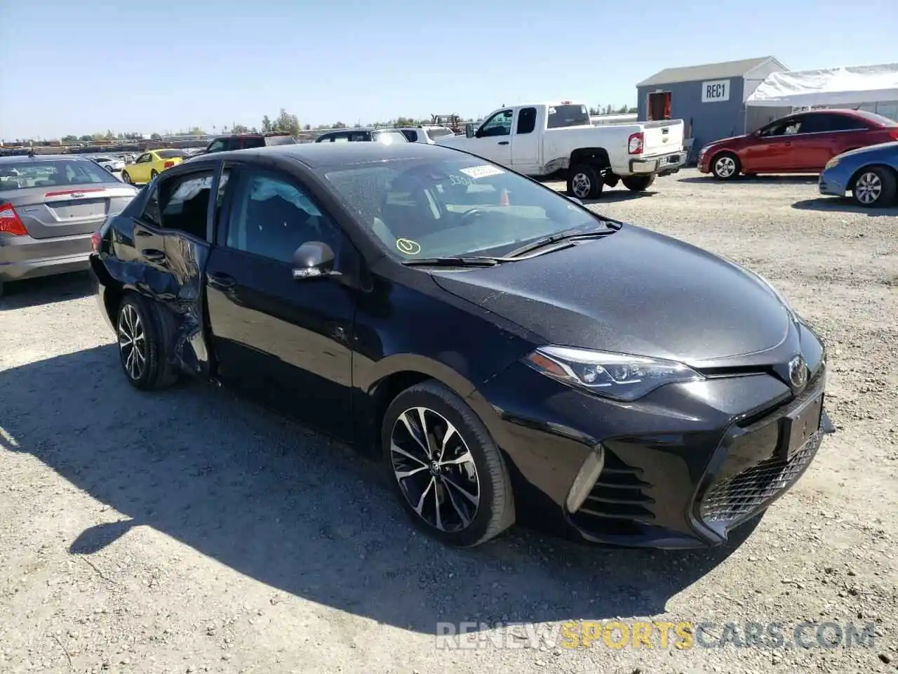 1 Photograph of a damaged car 2T1BURHE2KC229063 TOYOTA COROLLA 2019