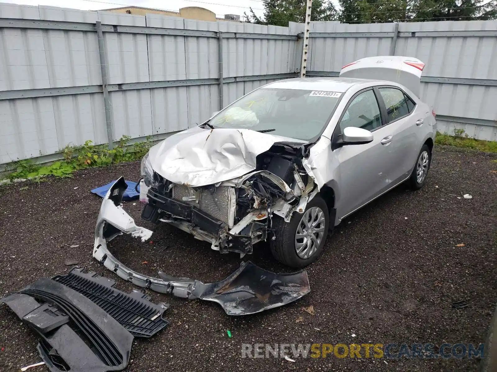 2 Photograph of a damaged car 2T1BURHE2KC229550 TOYOTA COROLLA 2019