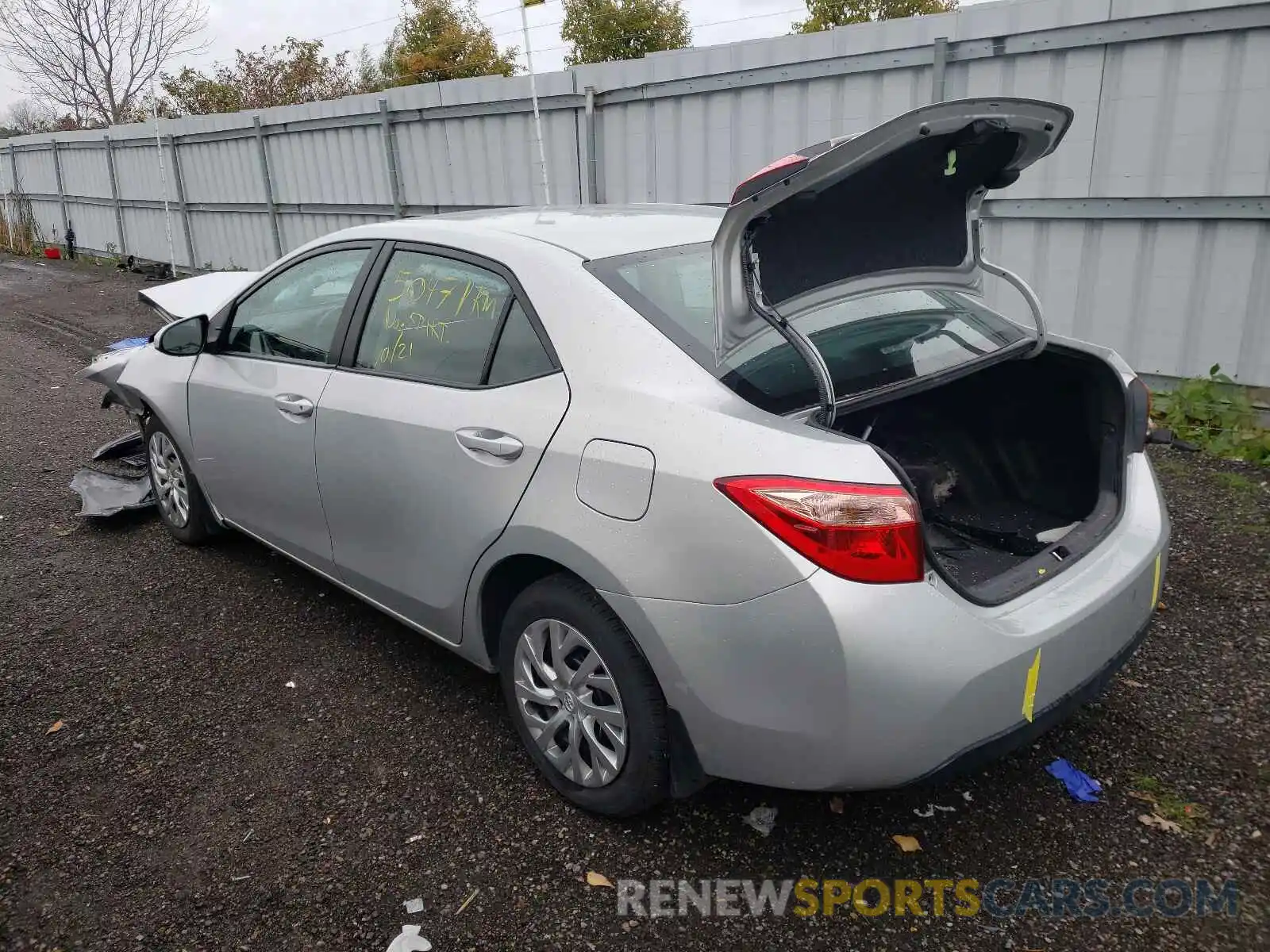 3 Photograph of a damaged car 2T1BURHE2KC229550 TOYOTA COROLLA 2019