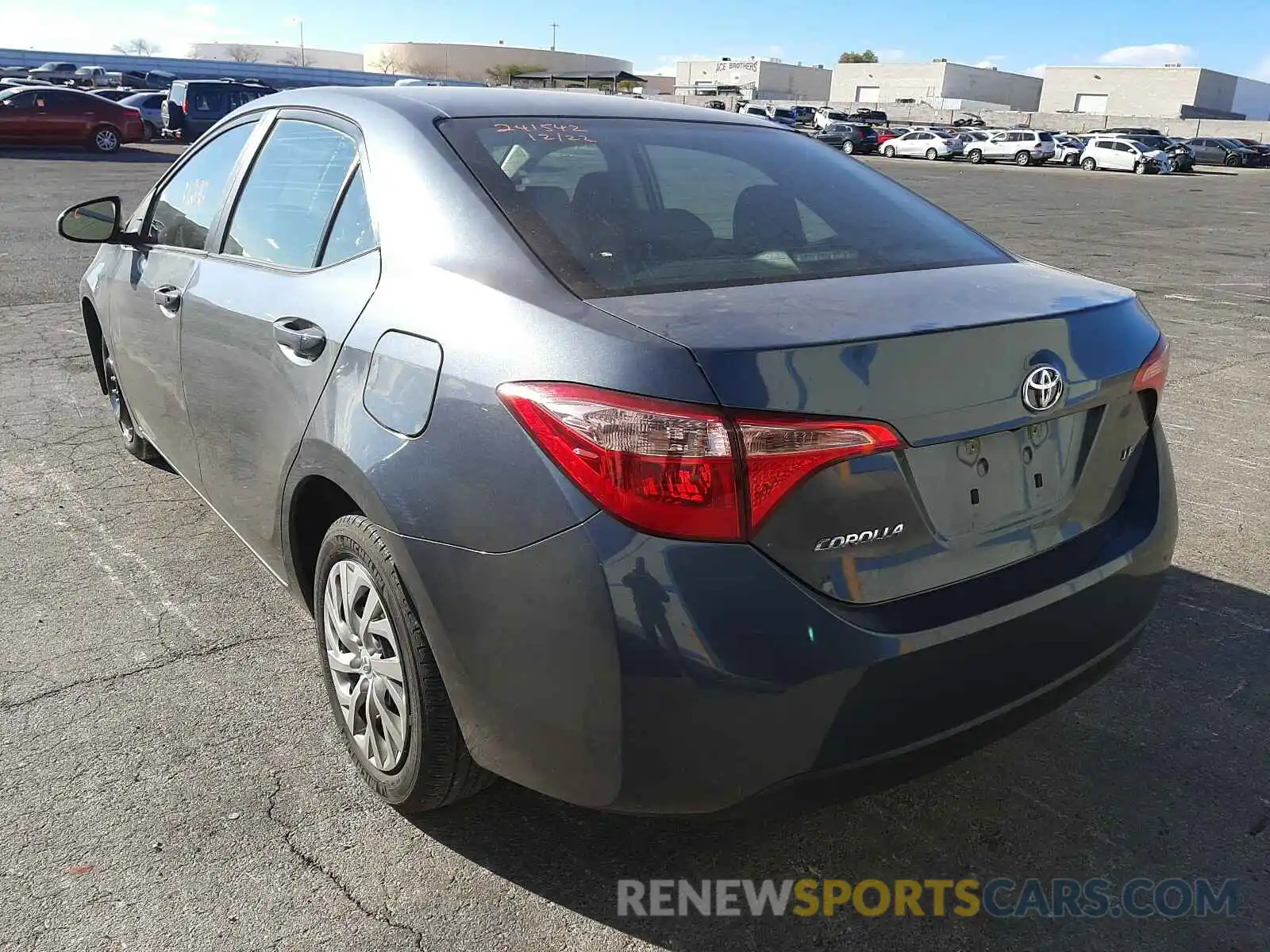 3 Photograph of a damaged car 2T1BURHE2KC229743 TOYOTA COROLLA 2019