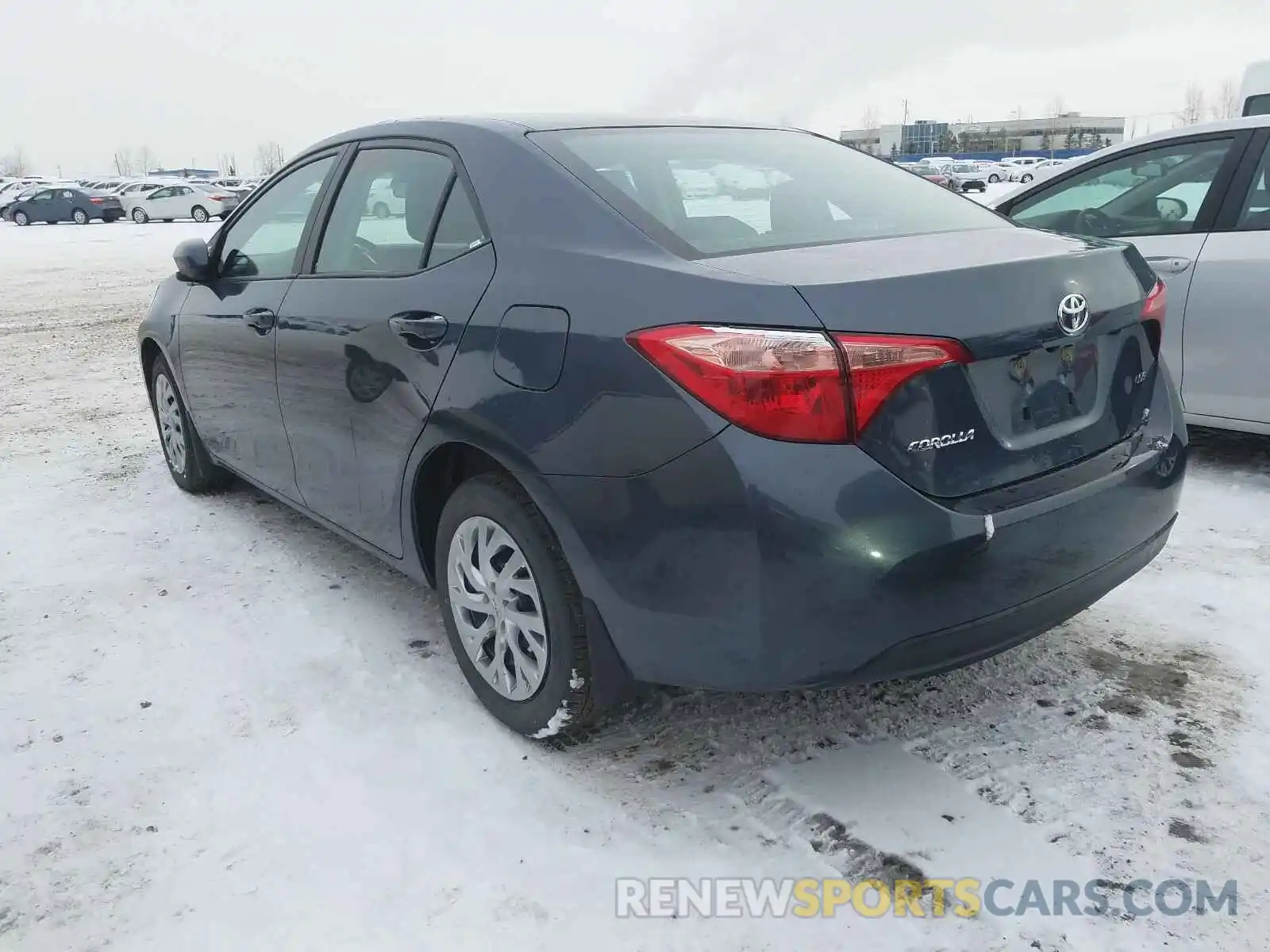 3 Photograph of a damaged car 2T1BURHE2KC230200 TOYOTA COROLLA 2019