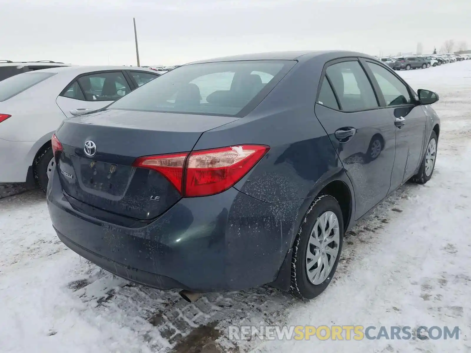 4 Photograph of a damaged car 2T1BURHE2KC232061 TOYOTA COROLLA 2019