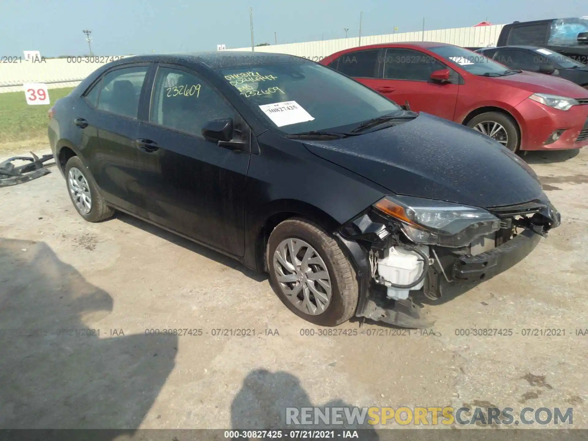 1 Photograph of a damaged car 2T1BURHE2KC232609 TOYOTA COROLLA 2019