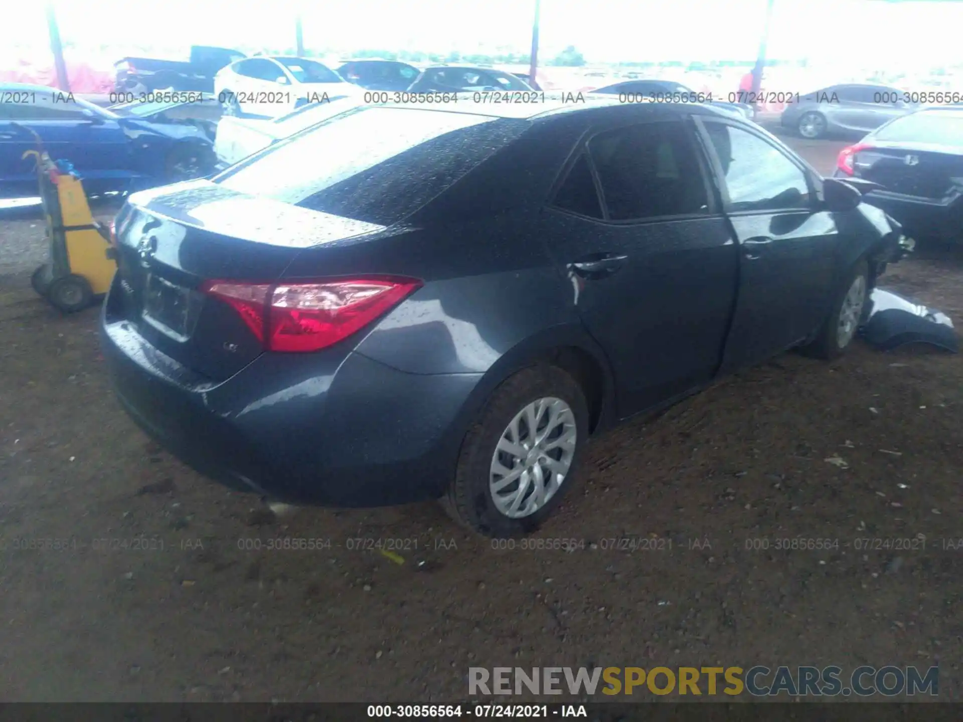 4 Photograph of a damaged car 2T1BURHE2KC234084 TOYOTA COROLLA 2019