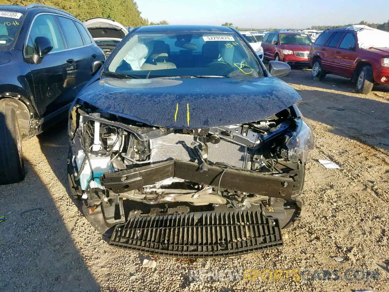 7 Photograph of a damaged car 2T1BURHE2KC235347 TOYOTA COROLLA 2019