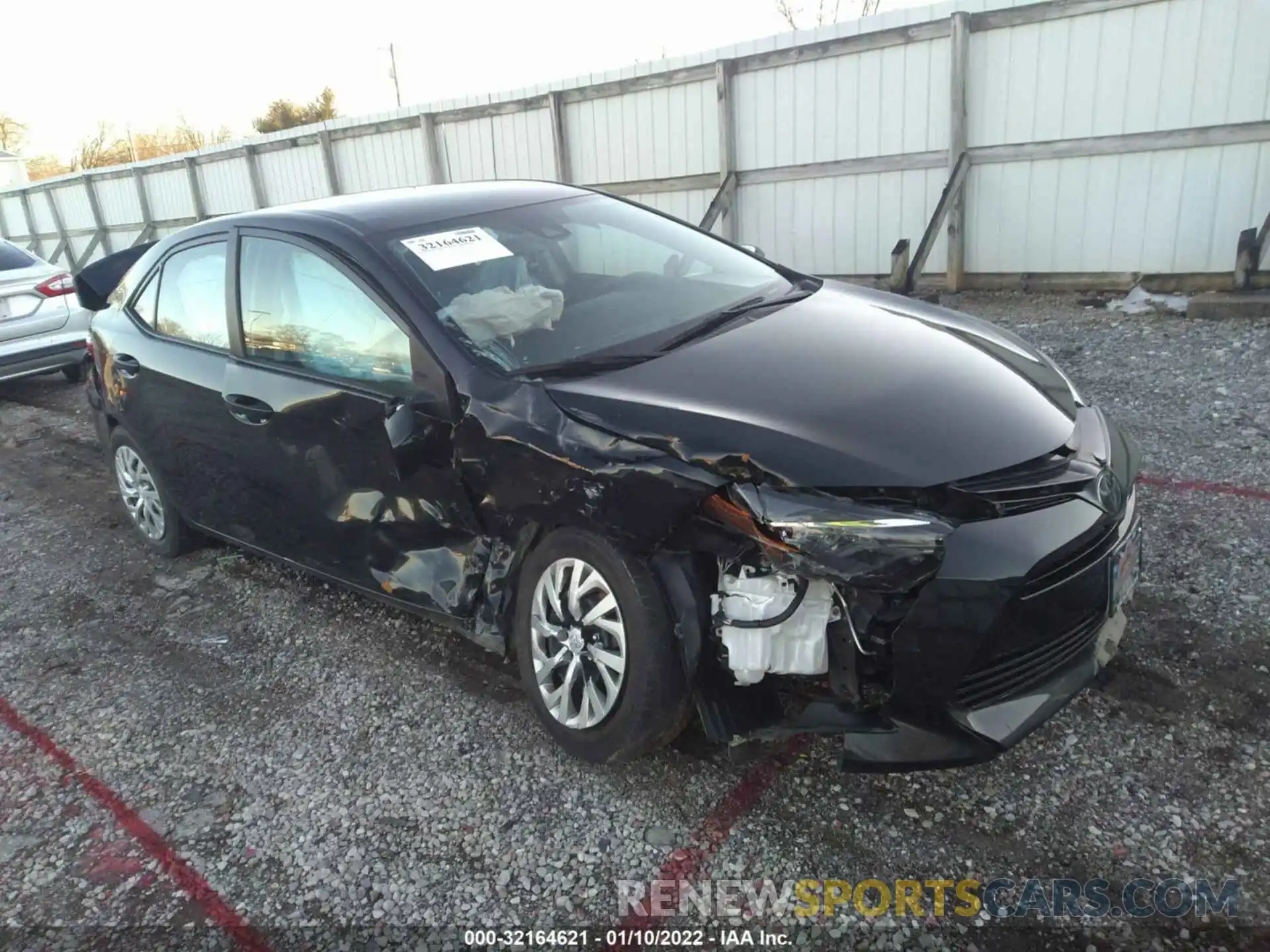 1 Photograph of a damaged car 2T1BURHE2KC235929 TOYOTA COROLLA 2019