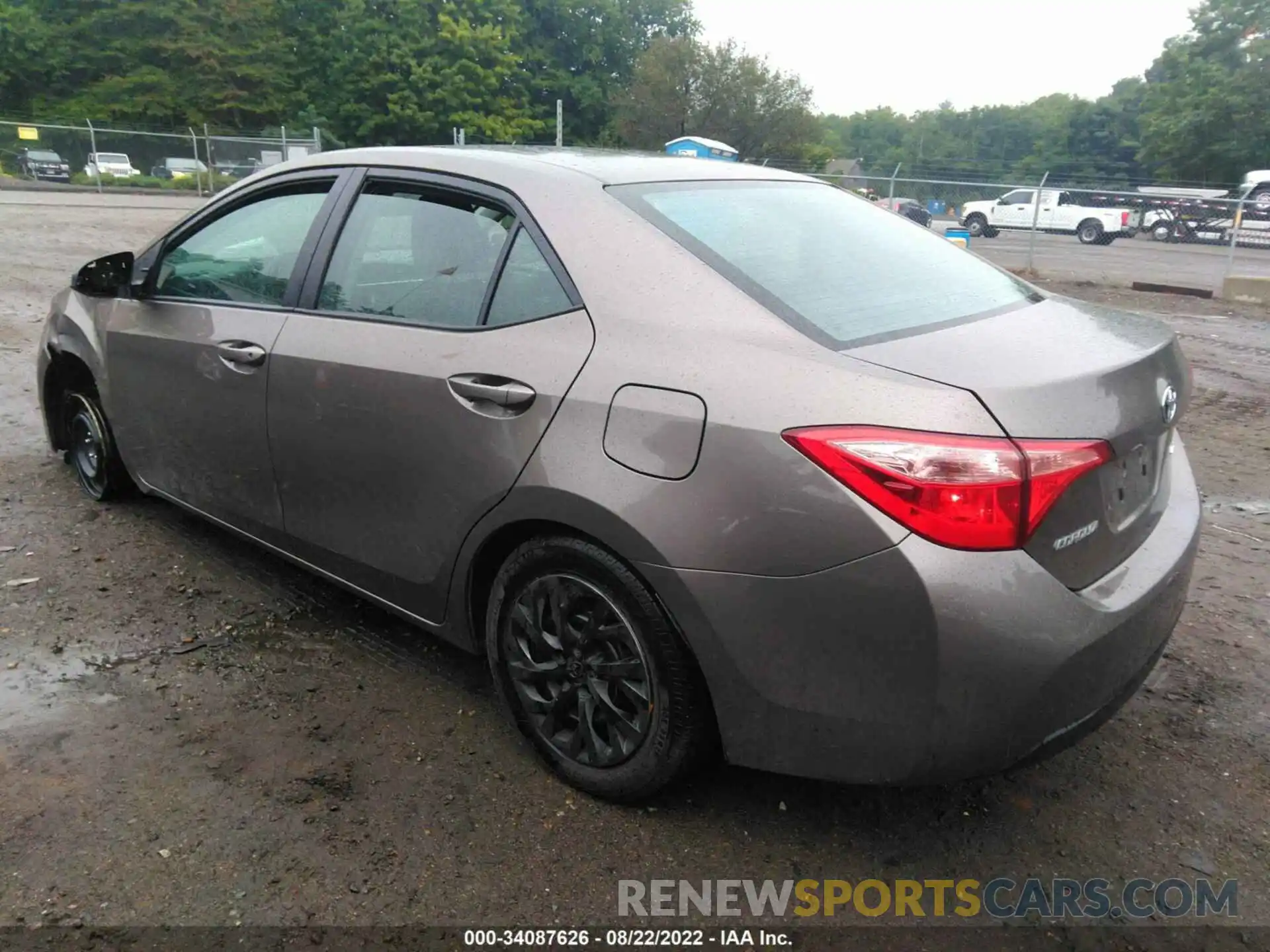 3 Photograph of a damaged car 2T1BURHE2KC236658 TOYOTA COROLLA 2019