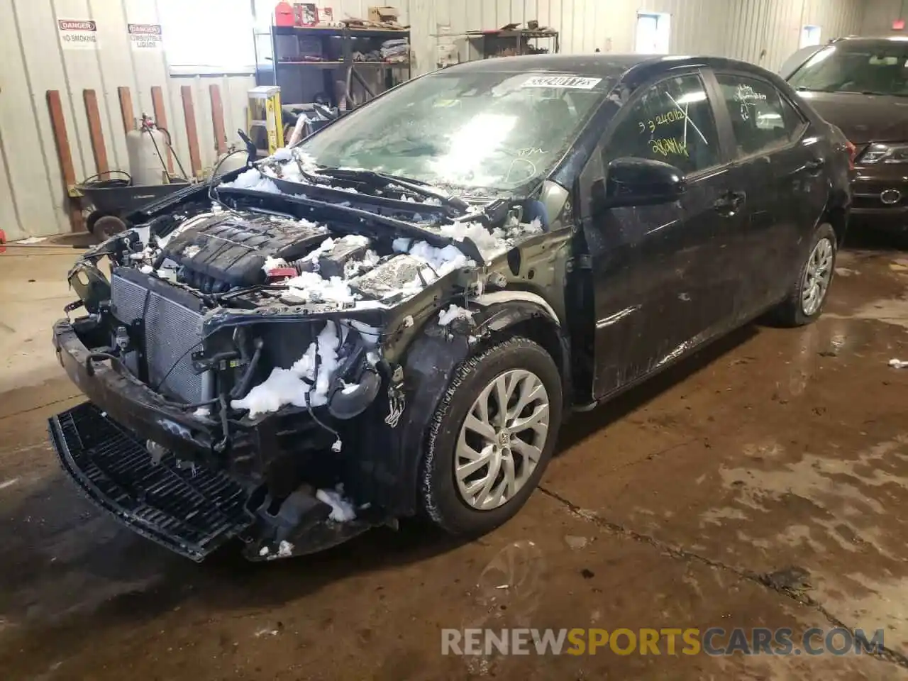 2 Photograph of a damaged car 2T1BURHE2KC236921 TOYOTA COROLLA 2019