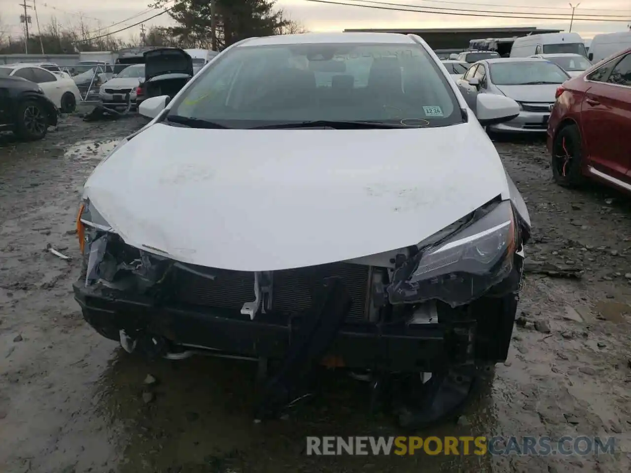 9 Photograph of a damaged car 2T1BURHE2KC237230 TOYOTA COROLLA 2019