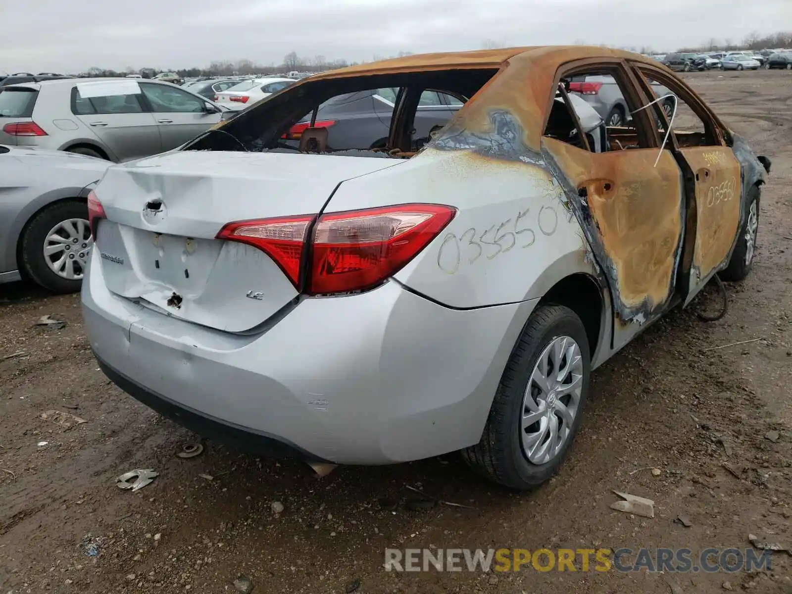 4 Photograph of a damaged car 2T1BURHE2KC237258 TOYOTA COROLLA 2019