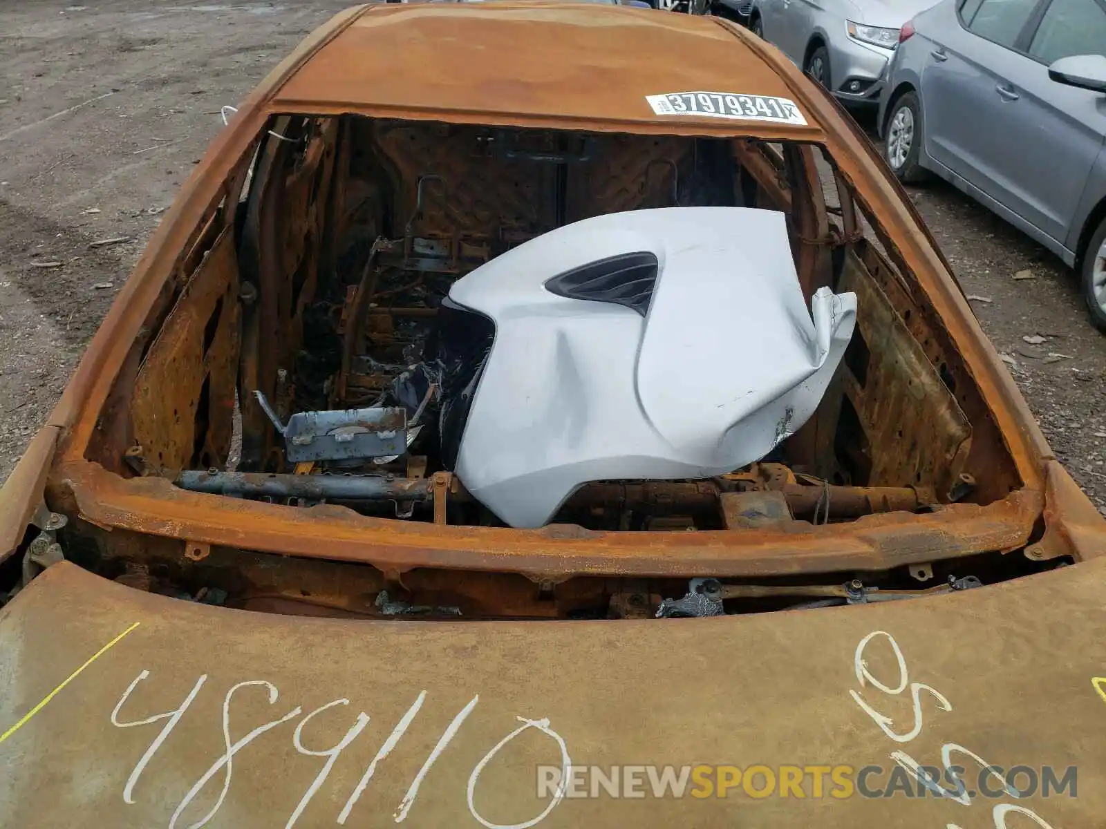 9 Photograph of a damaged car 2T1BURHE2KC237258 TOYOTA COROLLA 2019