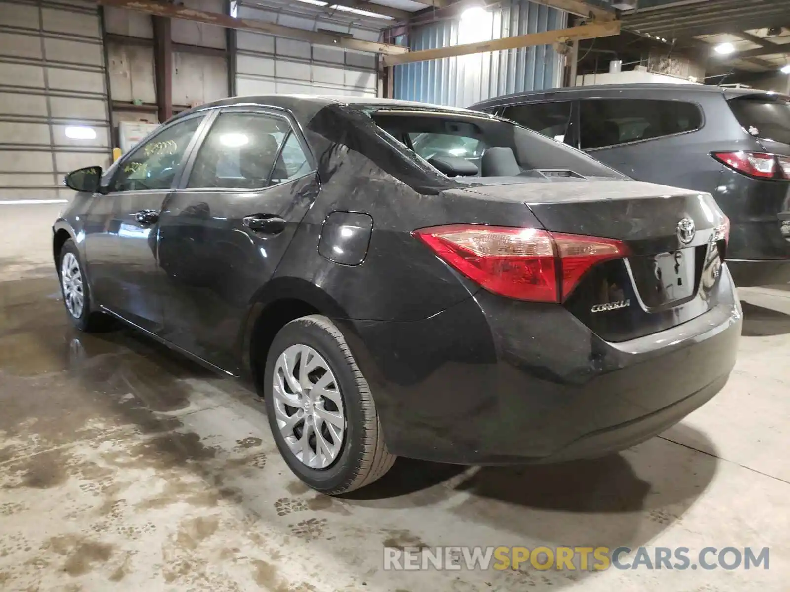 3 Photograph of a damaged car 2T1BURHE2KC238135 TOYOTA COROLLA 2019