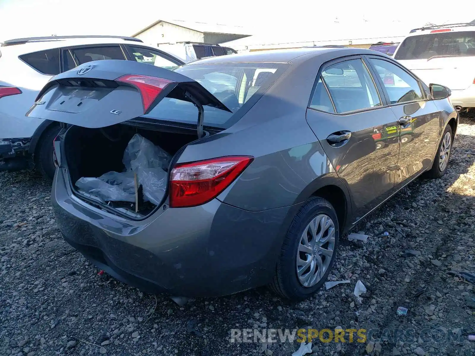 4 Photograph of a damaged car 2T1BURHE2KC238152 TOYOTA COROLLA 2019