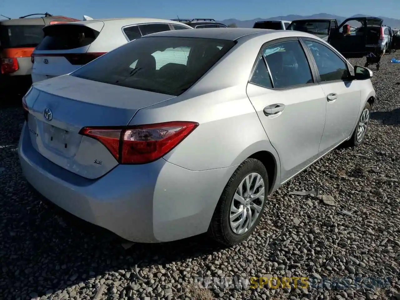 4 Фотография поврежденного автомобиля 2T1BURHE2KC238328 TOYOTA COROLLA 2019