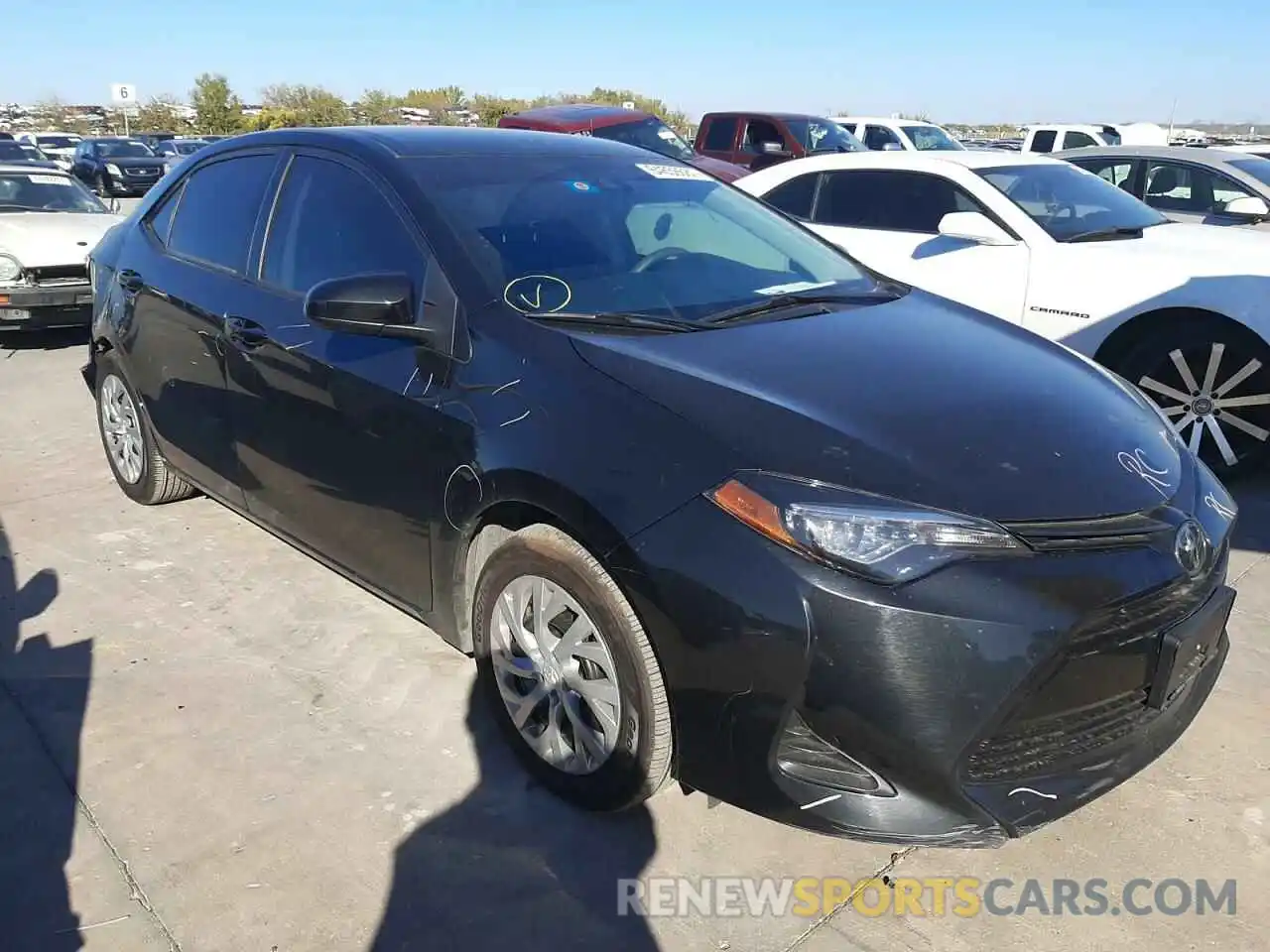 1 Photograph of a damaged car 2T1BURHE2KC238748 TOYOTA COROLLA 2019