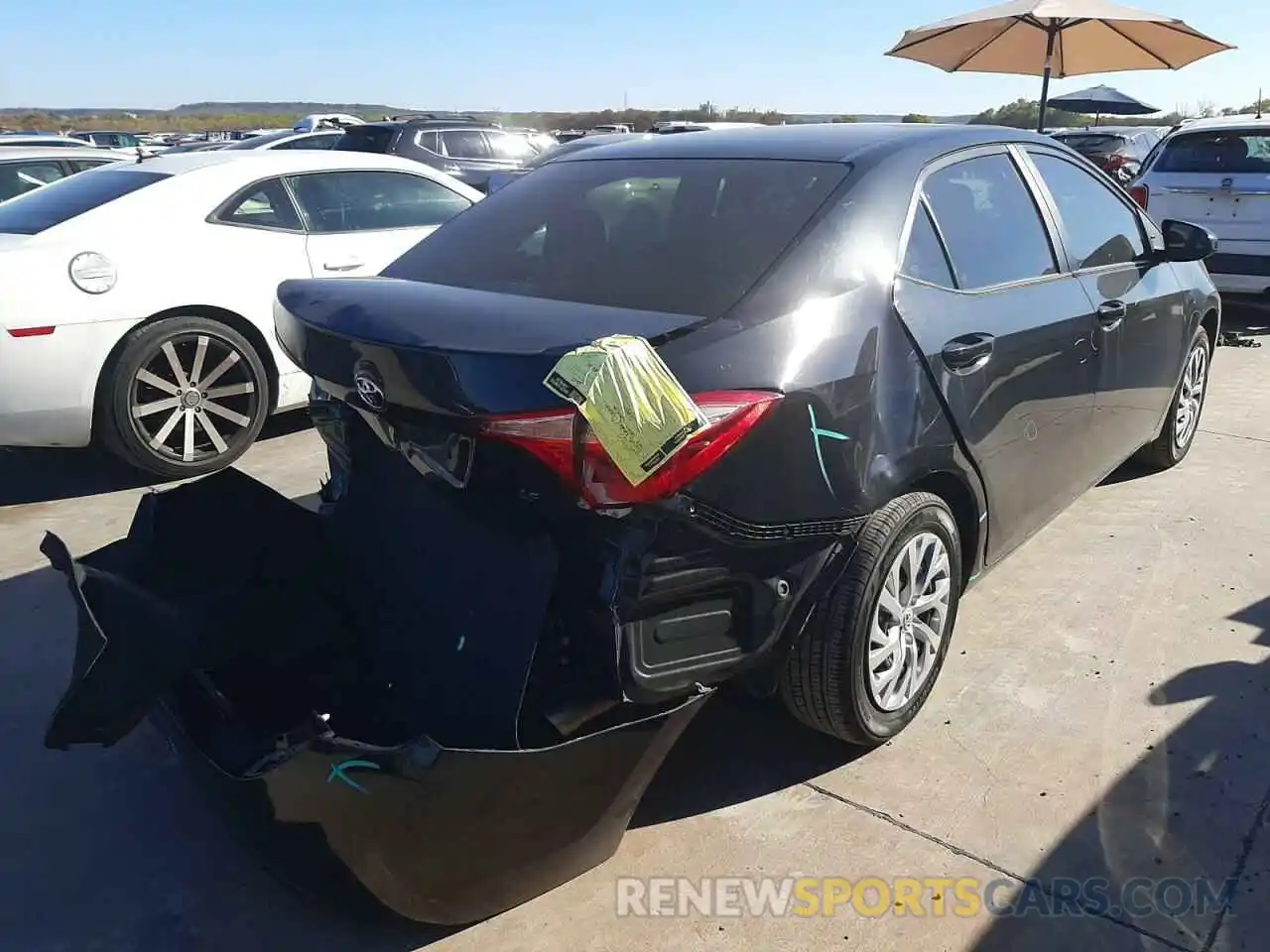 4 Photograph of a damaged car 2T1BURHE2KC238748 TOYOTA COROLLA 2019