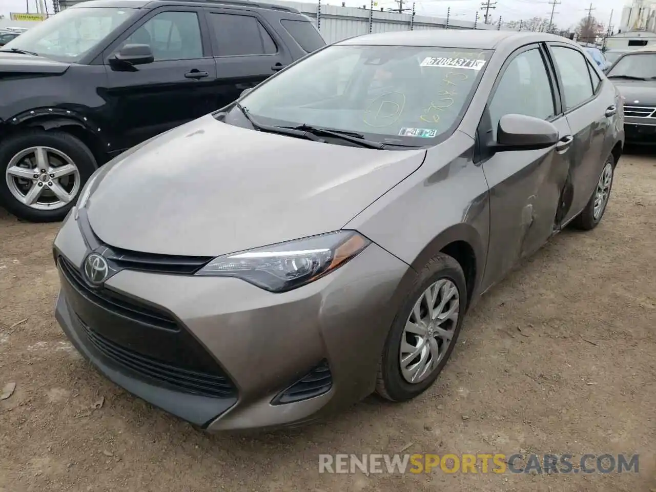 2 Photograph of a damaged car 2T1BURHE2KC239270 TOYOTA COROLLA 2019