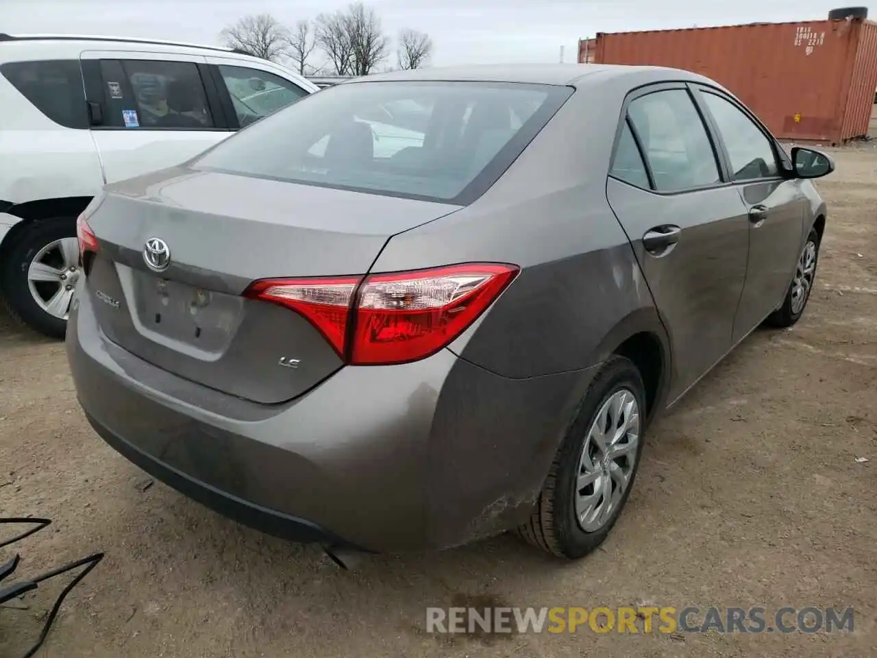 4 Photograph of a damaged car 2T1BURHE2KC239270 TOYOTA COROLLA 2019