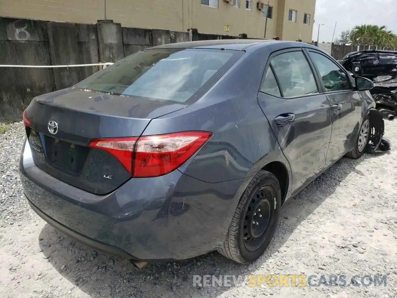 4 Фотография поврежденного автомобиля 2T1BURHE2KC239706 TOYOTA COROLLA 2019