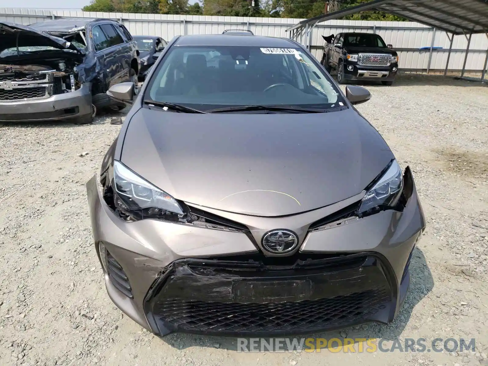 9 Photograph of a damaged car 2T1BURHE2KC240614 TOYOTA COROLLA 2019